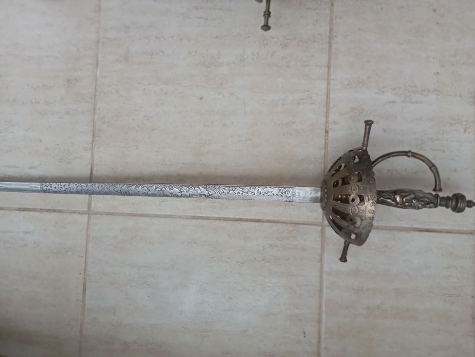 Сабя  меч антични ,запазени