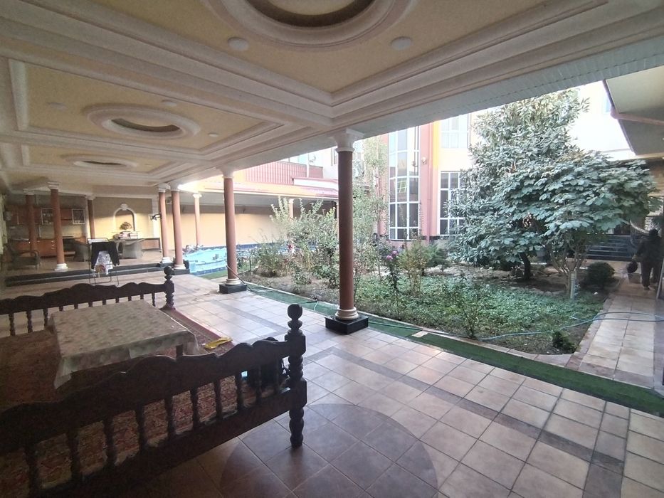 Шайхонтохур Ипакчилик 8 соток 7 хона