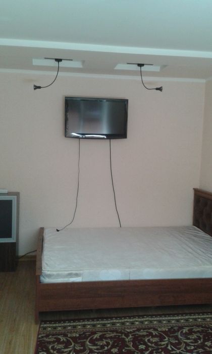 Сдаю квартиру 1/1/4 метро Космонавтов