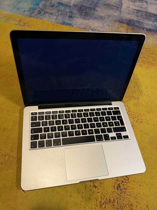 Macbook A1502 , Emc 2678, late 2013, retina , defect