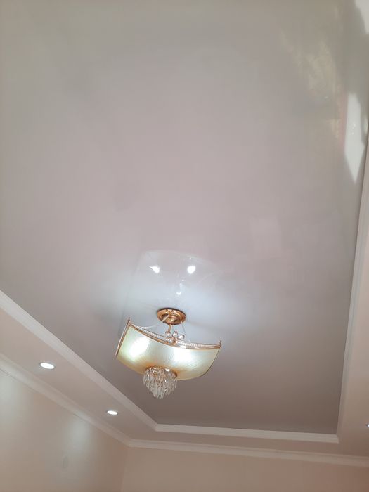 Люстра для зала почти новая