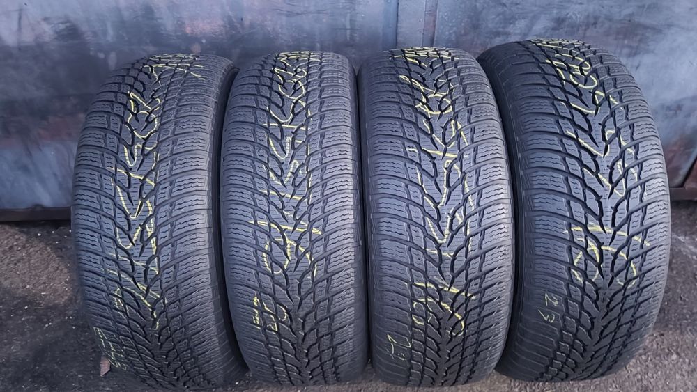 4бр. зимни гуми 205/55/16 Nokian WR Snowproof 
dot23
6.9mm
Добро състо