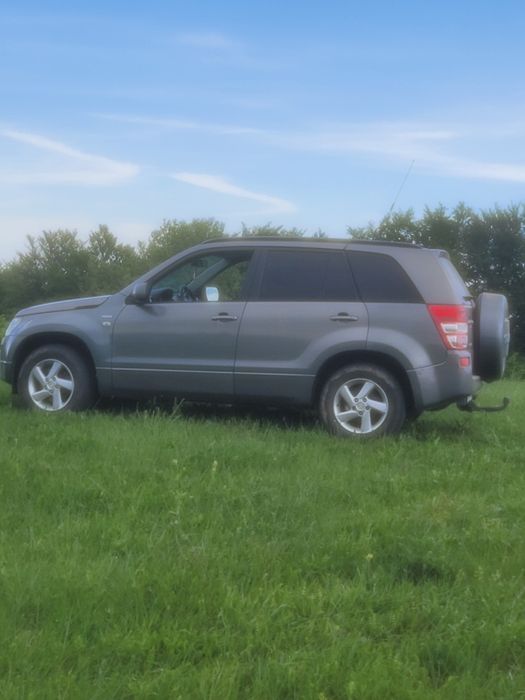 Vând Suzuki GRAND VITARA 1.9 DDIS 4×4