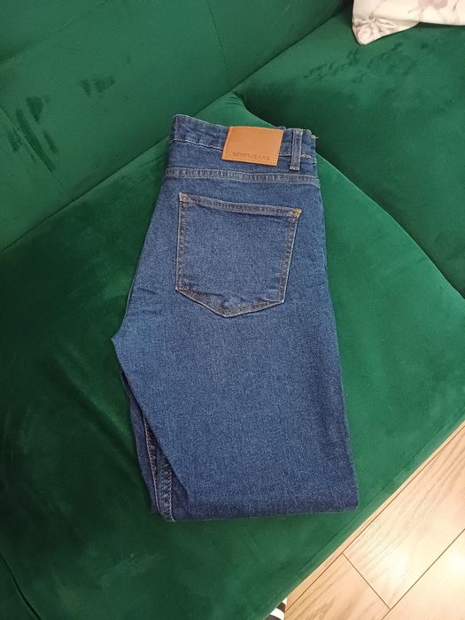 Vând blugi KOTON JEANS  SKiNNY FIT Mărimea  31 albastrii noi nouti