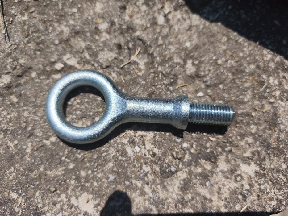 Кука-теглич Volvo V50. S40