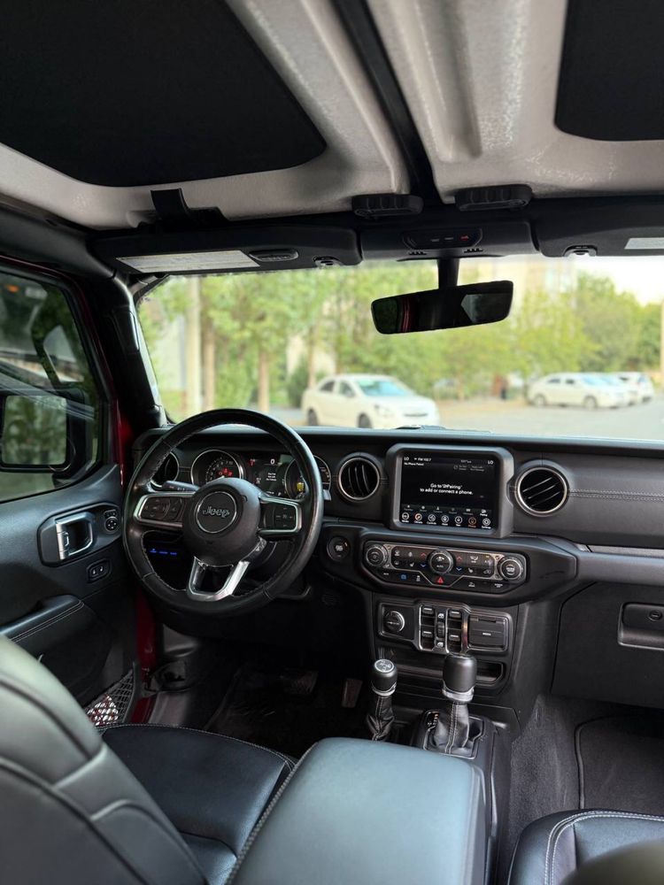 Jeep Wrangler RUBICON 2.0 AT