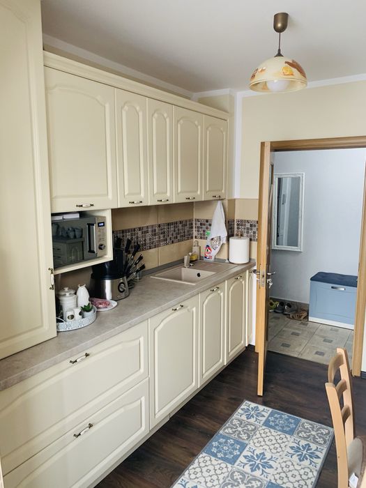 Vand apartament 3 camere