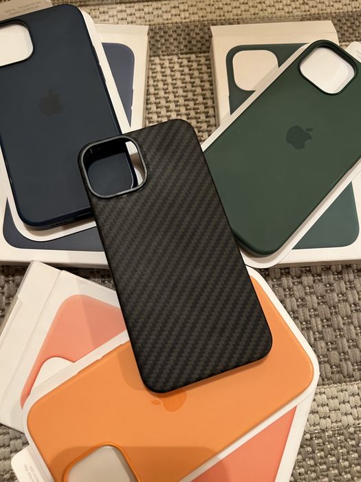 Кейсове за iphone13 mini 30лв. За брой