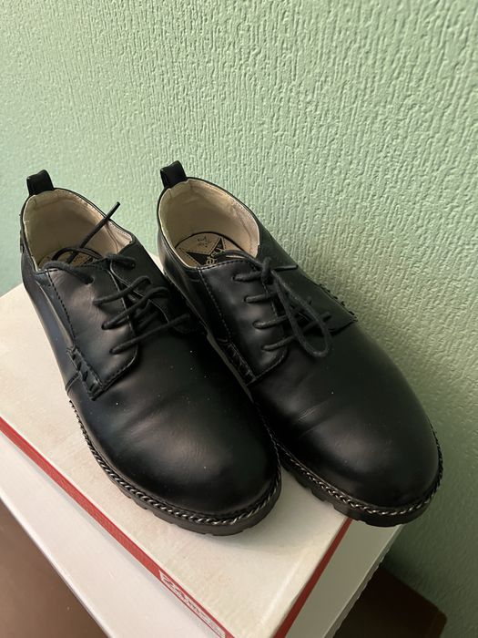 Кожаные женские туфли