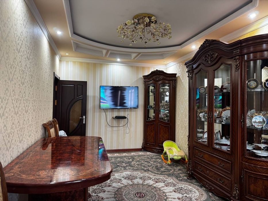 Сдается в аренду 4х комнатная квартира