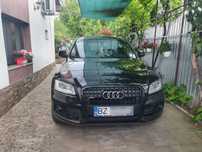 Vand AUDI Q5 2016