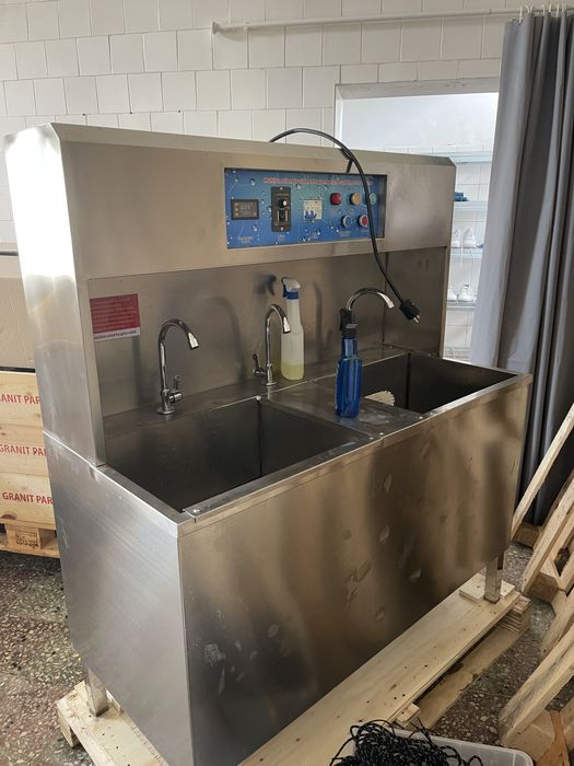 Aparat profesional/industrial de curatat incaltaminte