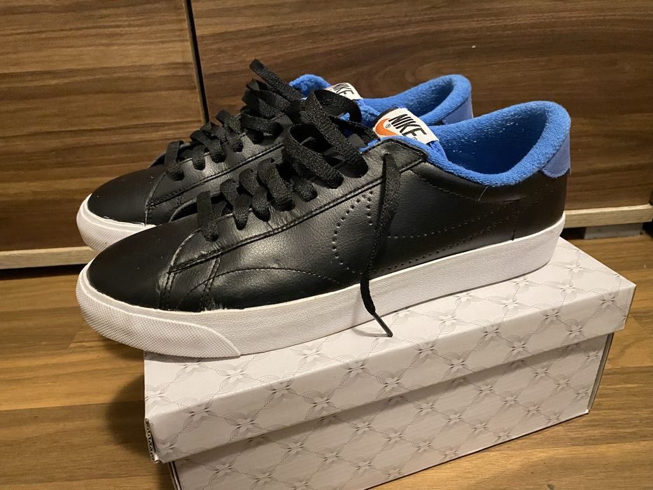 Adidasi Nike …….