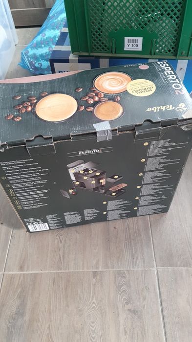 Vând aparat de cafea tchibo esperto 2