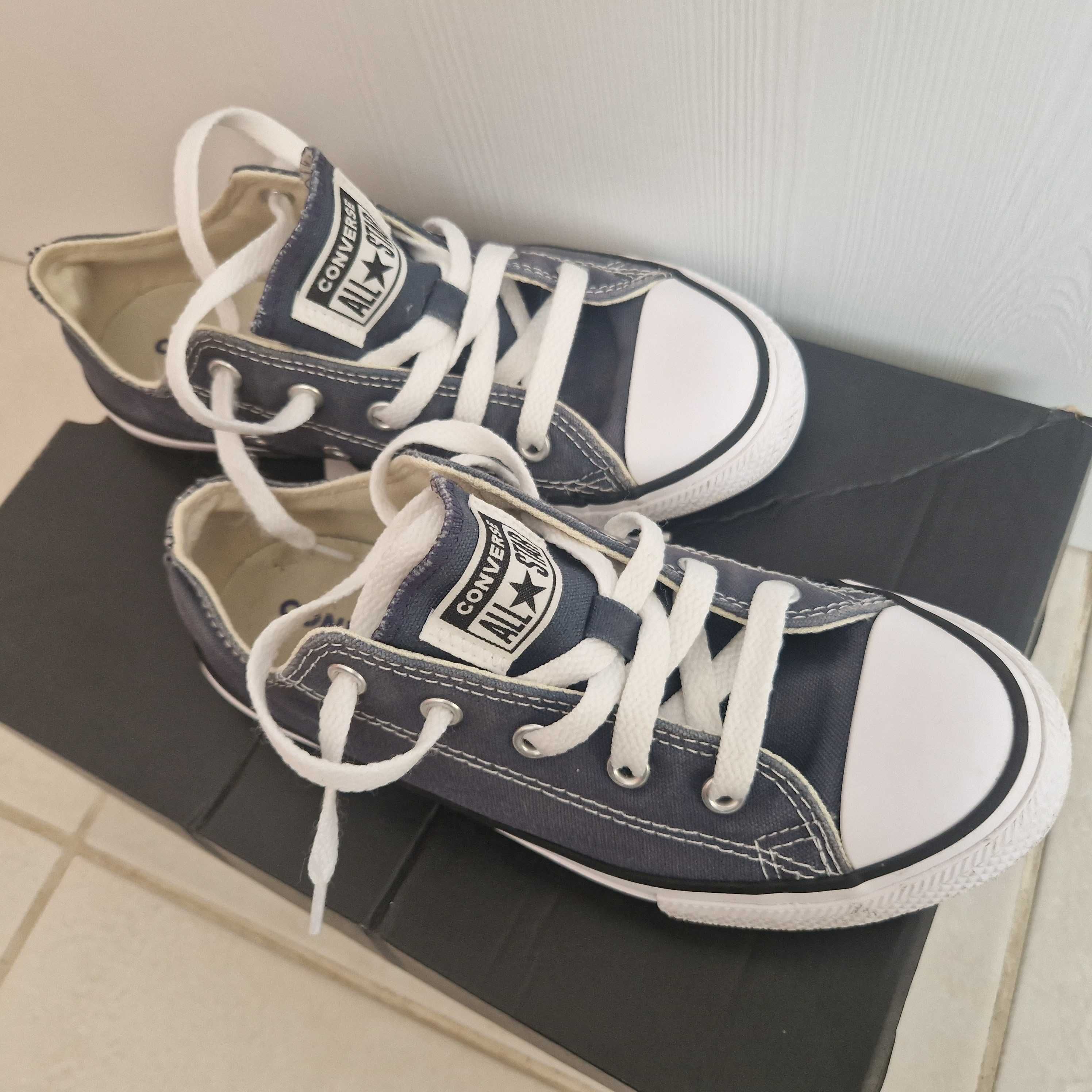 Зенски кецове Converse