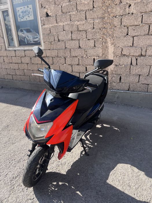 Скутер Kavasaki 150 кубов