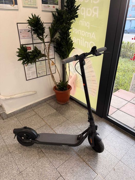 Trotineta Electrica Ninebot(49106 AG11 Piata Nicolina) Garantie 2 ani!