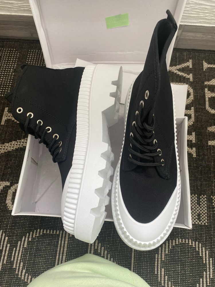 Sneakers high top dama NOI