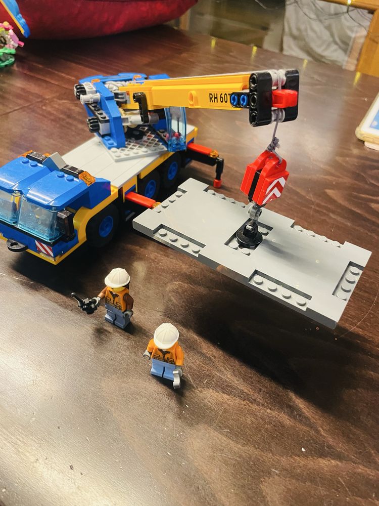LEGO City - Мобилен кран 60324, 340 части