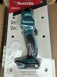 LED фенерче Макита DML815