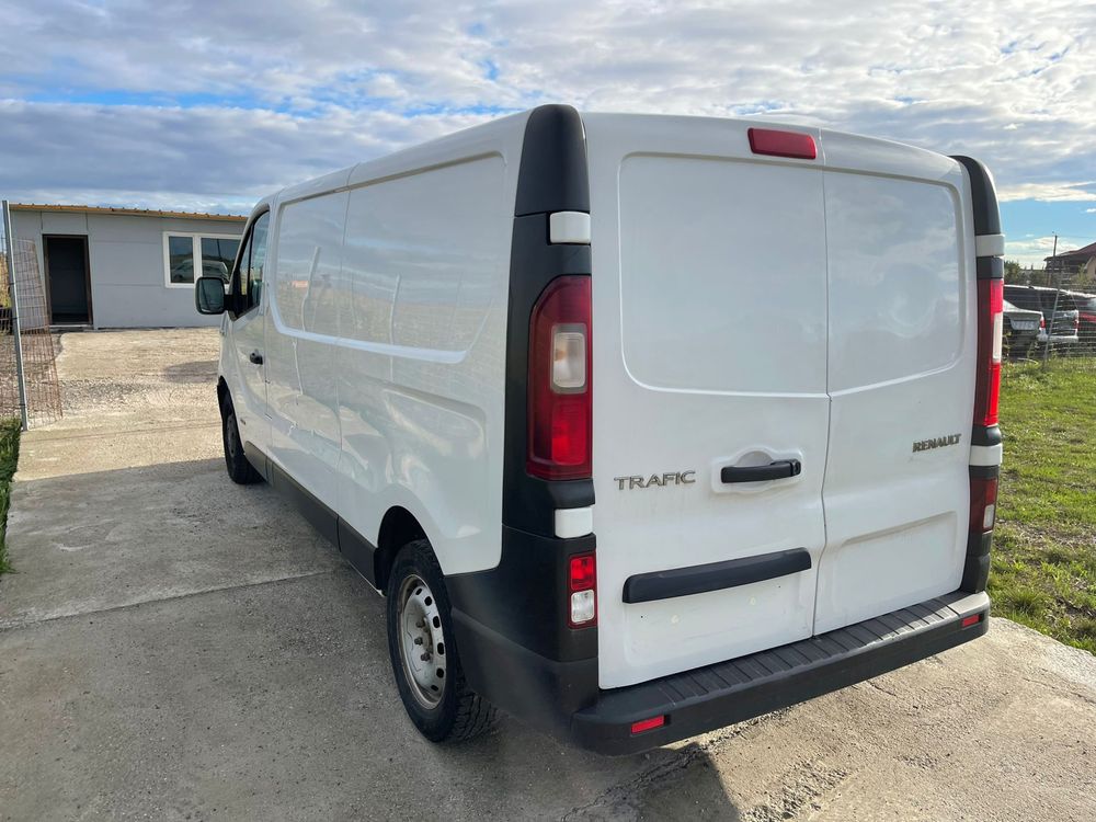 piese dezmembrari renault trafic