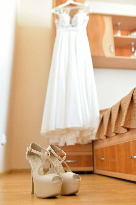 Vand rochie de mireasa MillaNova