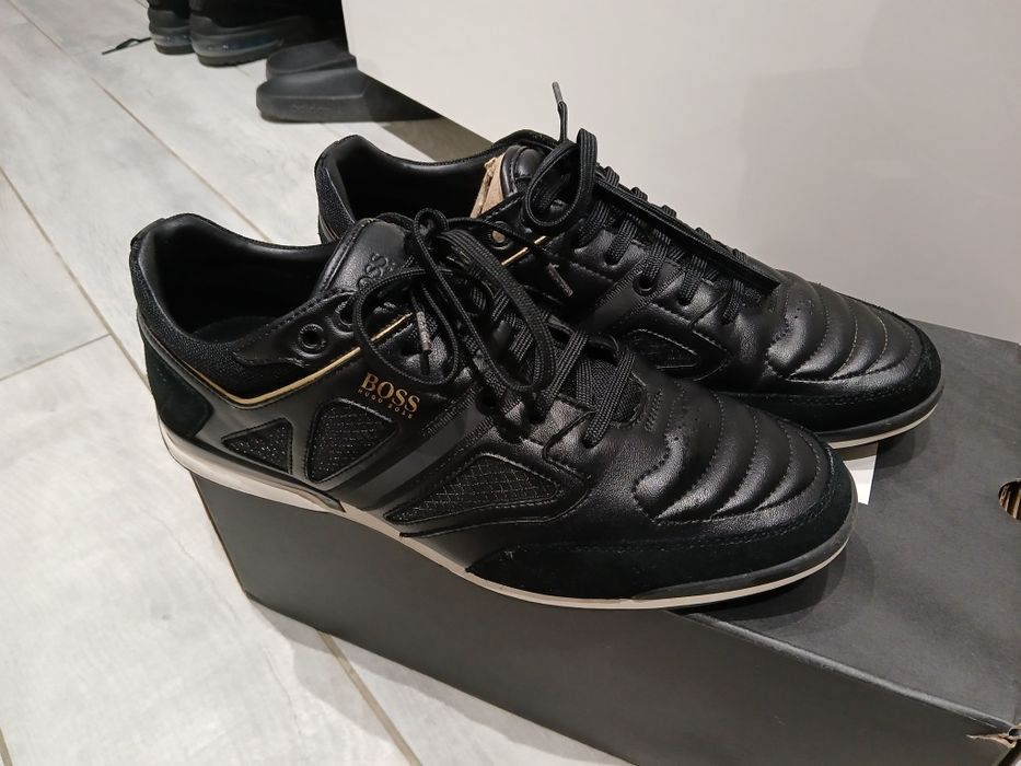 обувки hugo boss