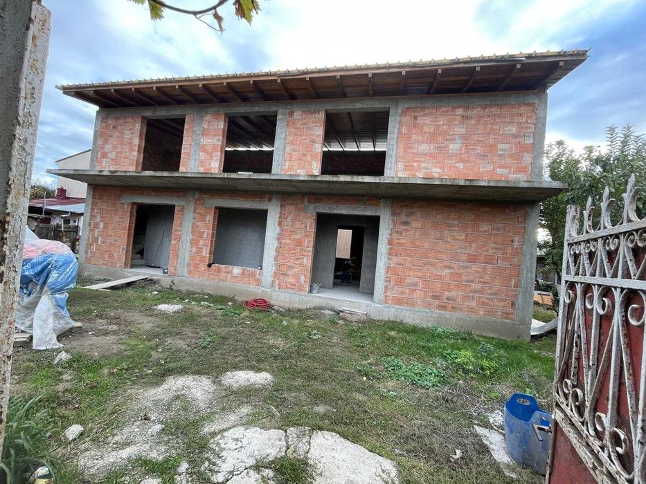 Casa la rosu de vanzare Braila, Chercea