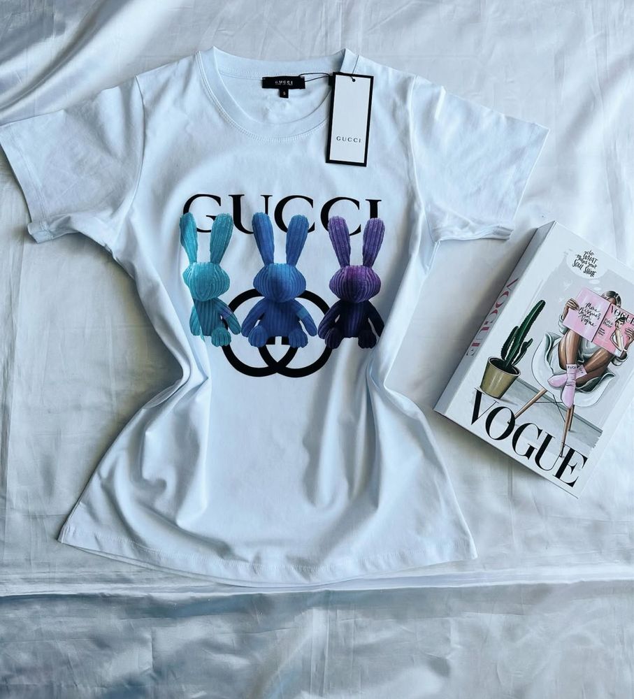 Намалени! Дамски тениски Gucci