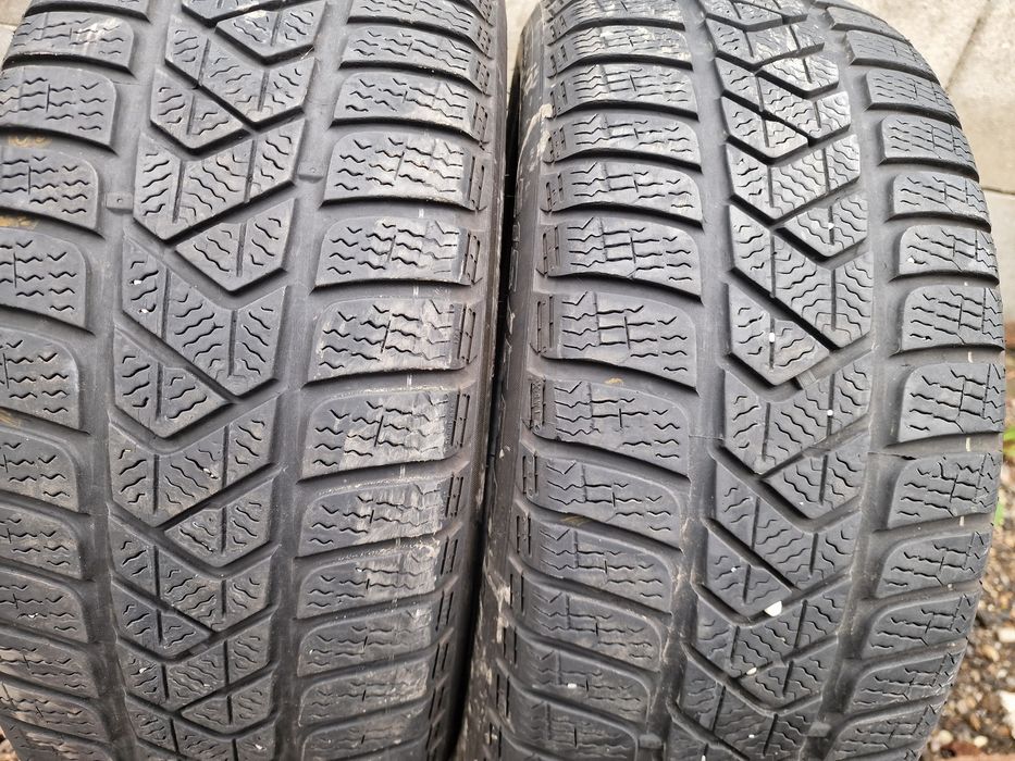 Anvelope 215/55R17 marca Pirelli, M+S, DOT 2019 ,6 mm