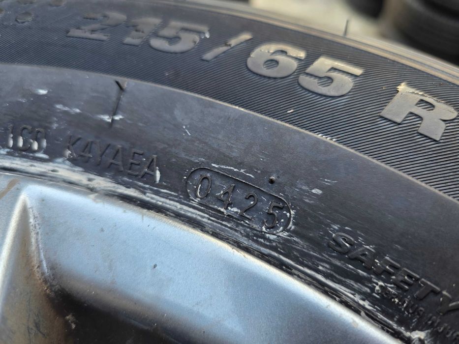 4бр Нови летни гуми 215 65 16 - Kumho - DOT 2025