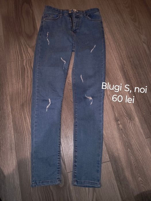 Vând 5 perechi de blugi și o salopeta de blugi la un preț foarte bun