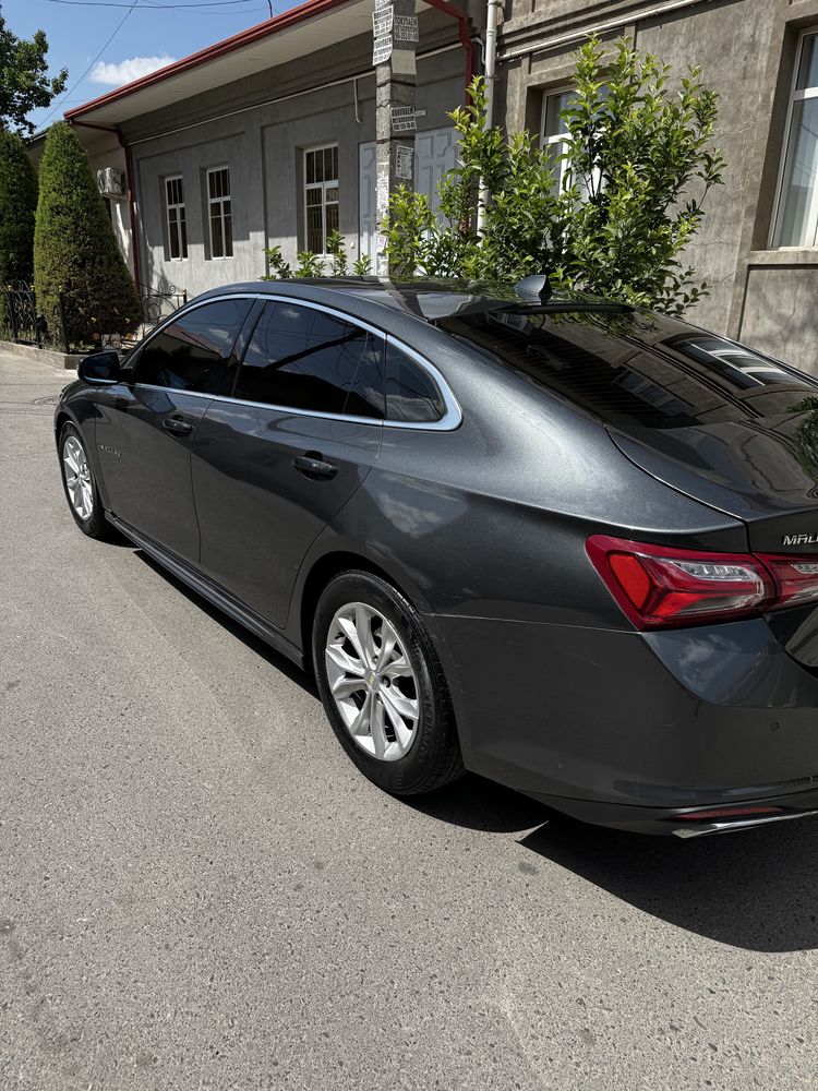Продам  ,  своя Malibu 2 / 2018г Premier
