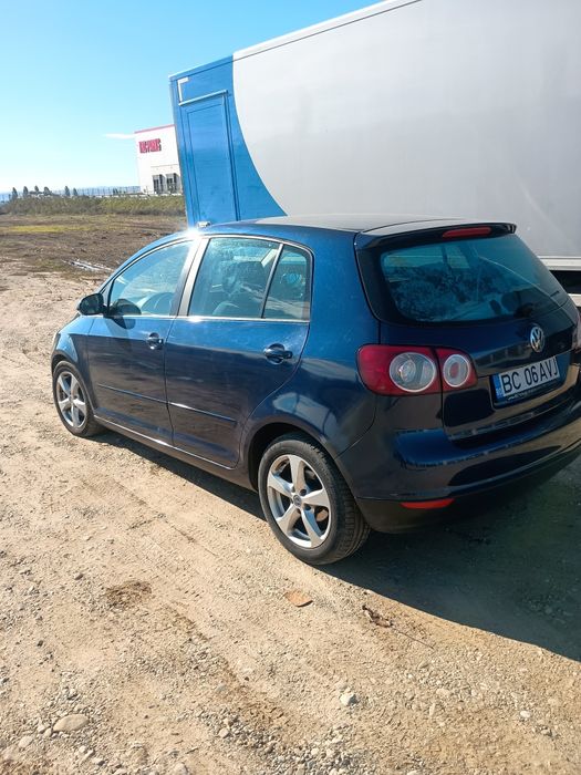 Vând Golf 5+ negociabil ,nu fac schimb