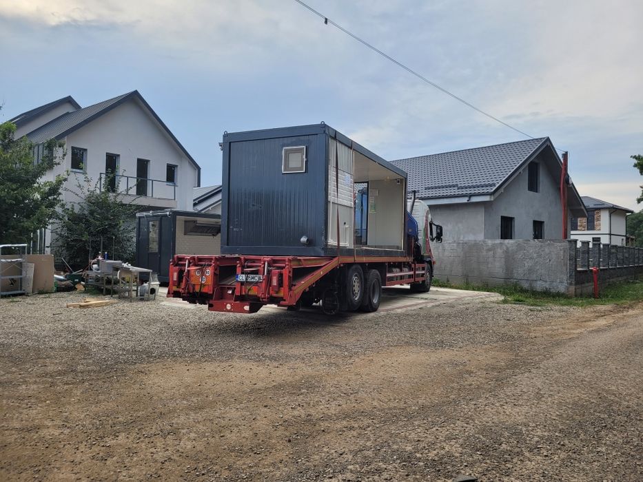 Servicii transport, camion macara-platforma utilaje grele, camioane.