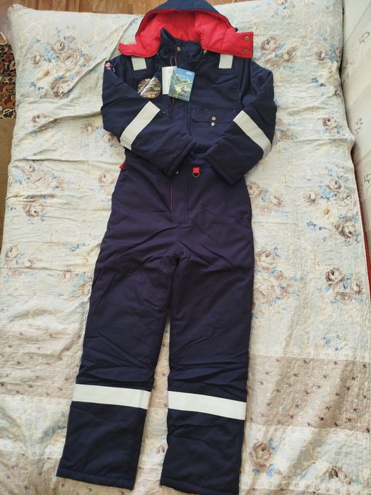 Продам спец одежду зимний