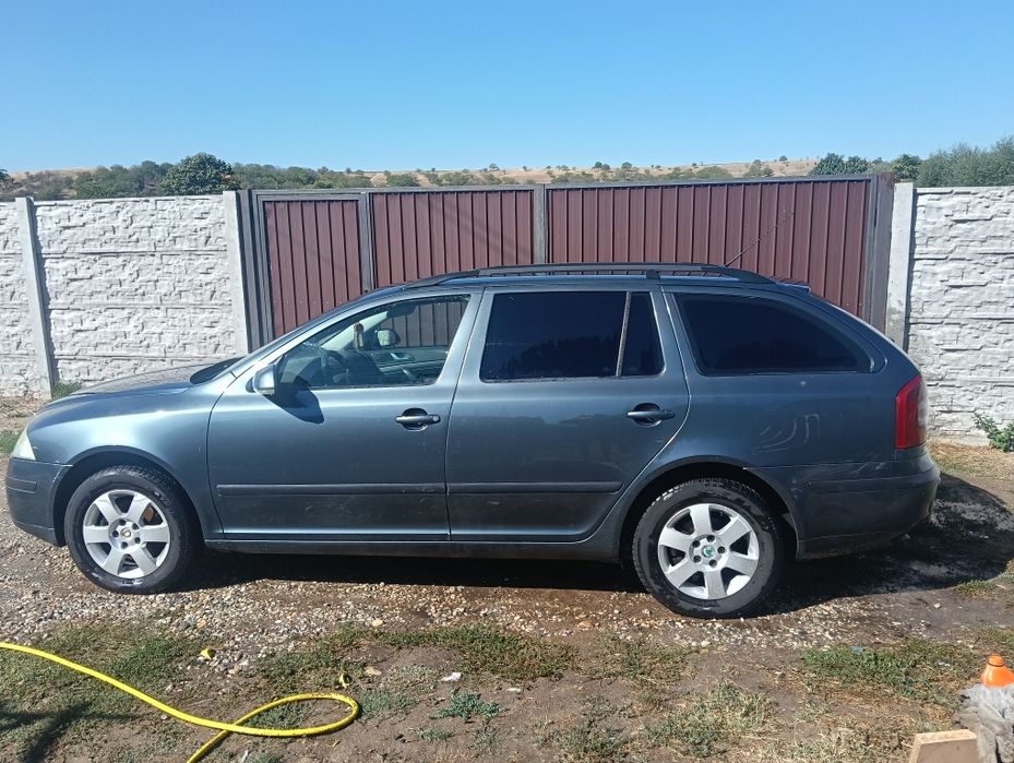 Schimb cu ATV 4x4 minim 400 cmc Skoda Octavia 2 Ambiente 2.0 TDI