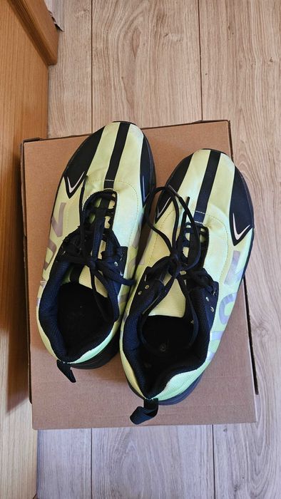 Маратонки adidas