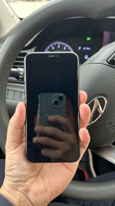 Айфон XR  в хорошем состояние