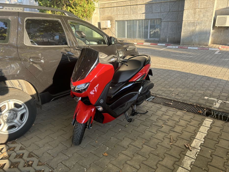 Scuter Yamaha Nmax 125 cm in garantie 1200 km