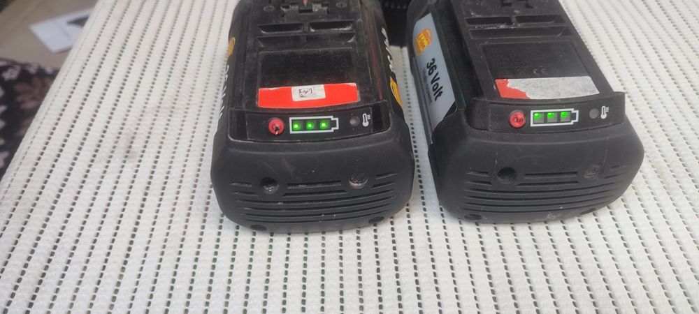 Set acumulatori bosch 450 lei