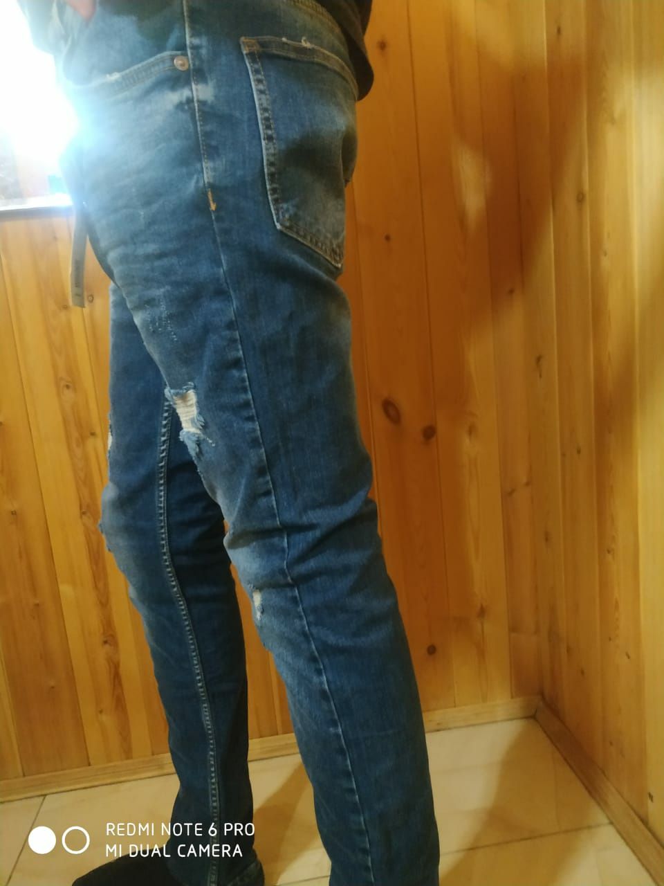 Продам джинсы мужские .новые