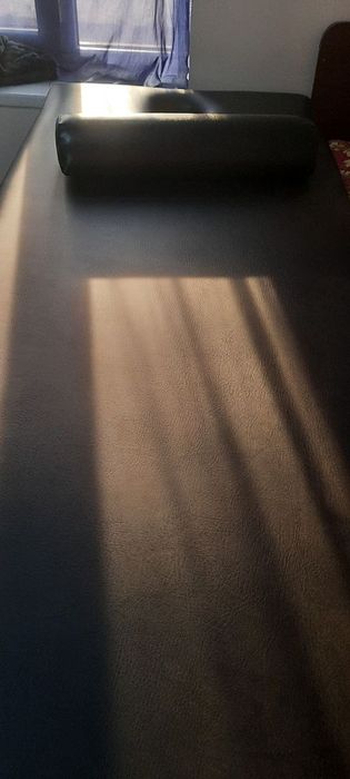 Кушетка ва массаж аппарат