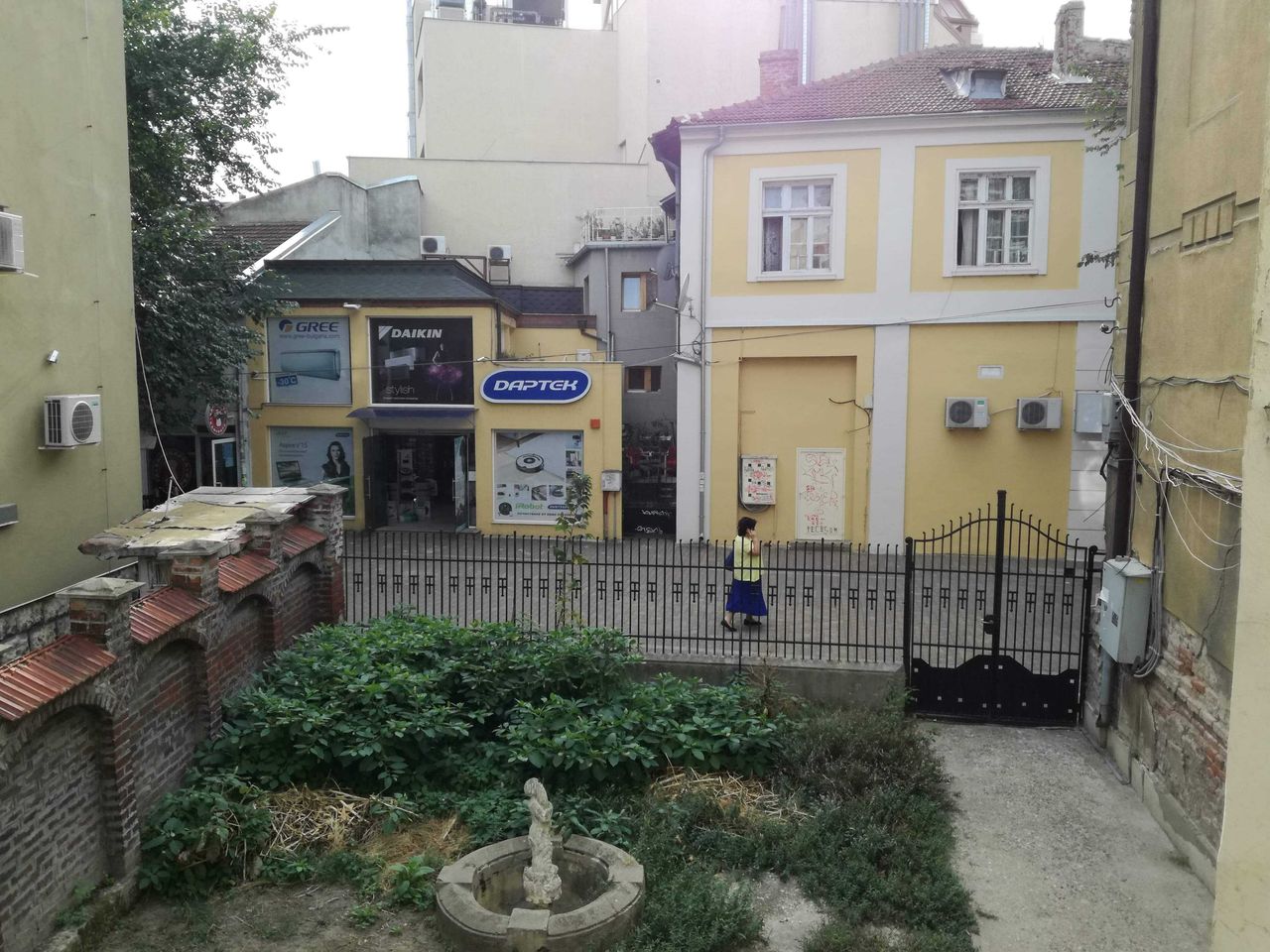 Продава се Къща в Русе, Възраждане - 100 кв.м за 1300 €/кв.м - Снимка #10