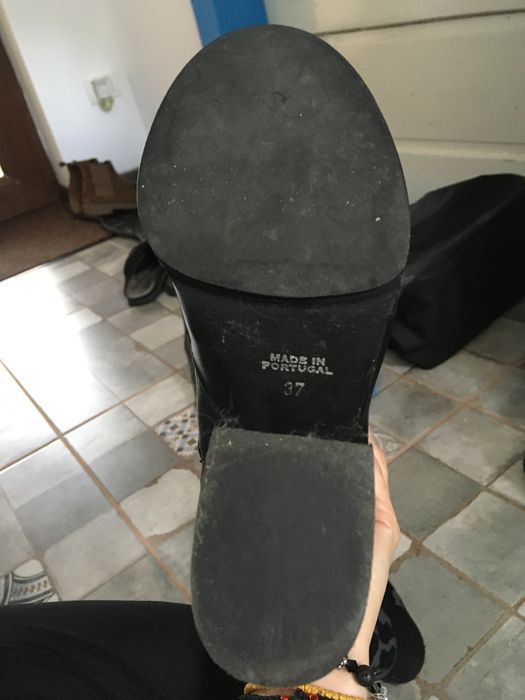 Cizme interesante, purtate o singura data