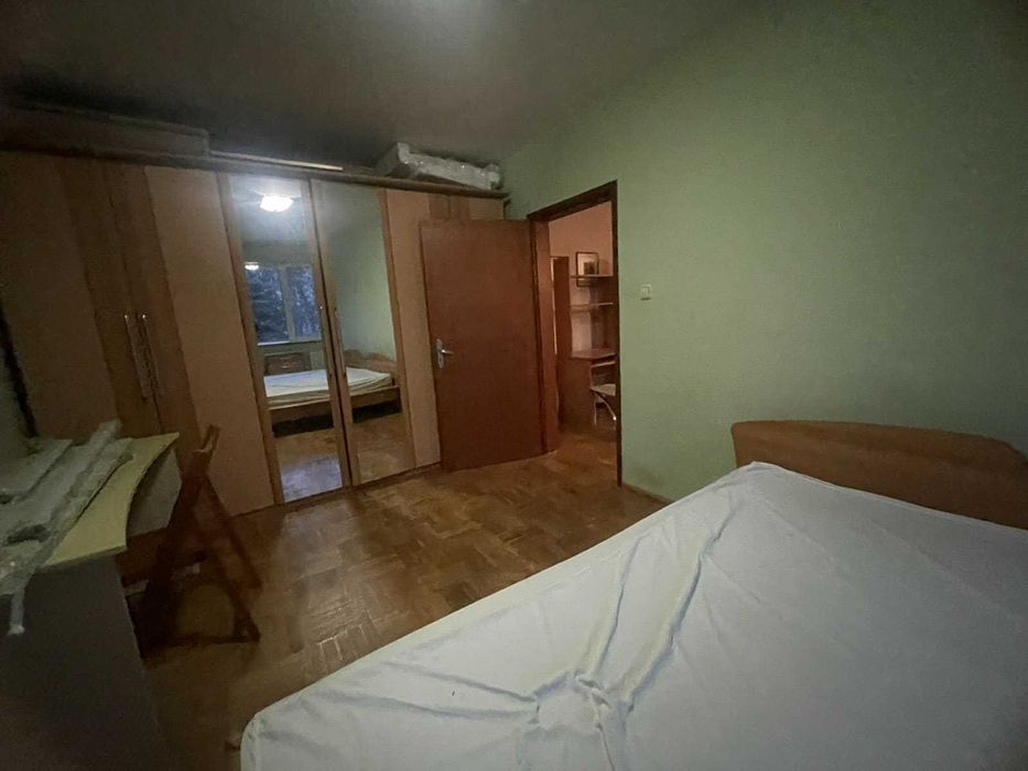 Тристаен ап. под наем в кв. Младост 1