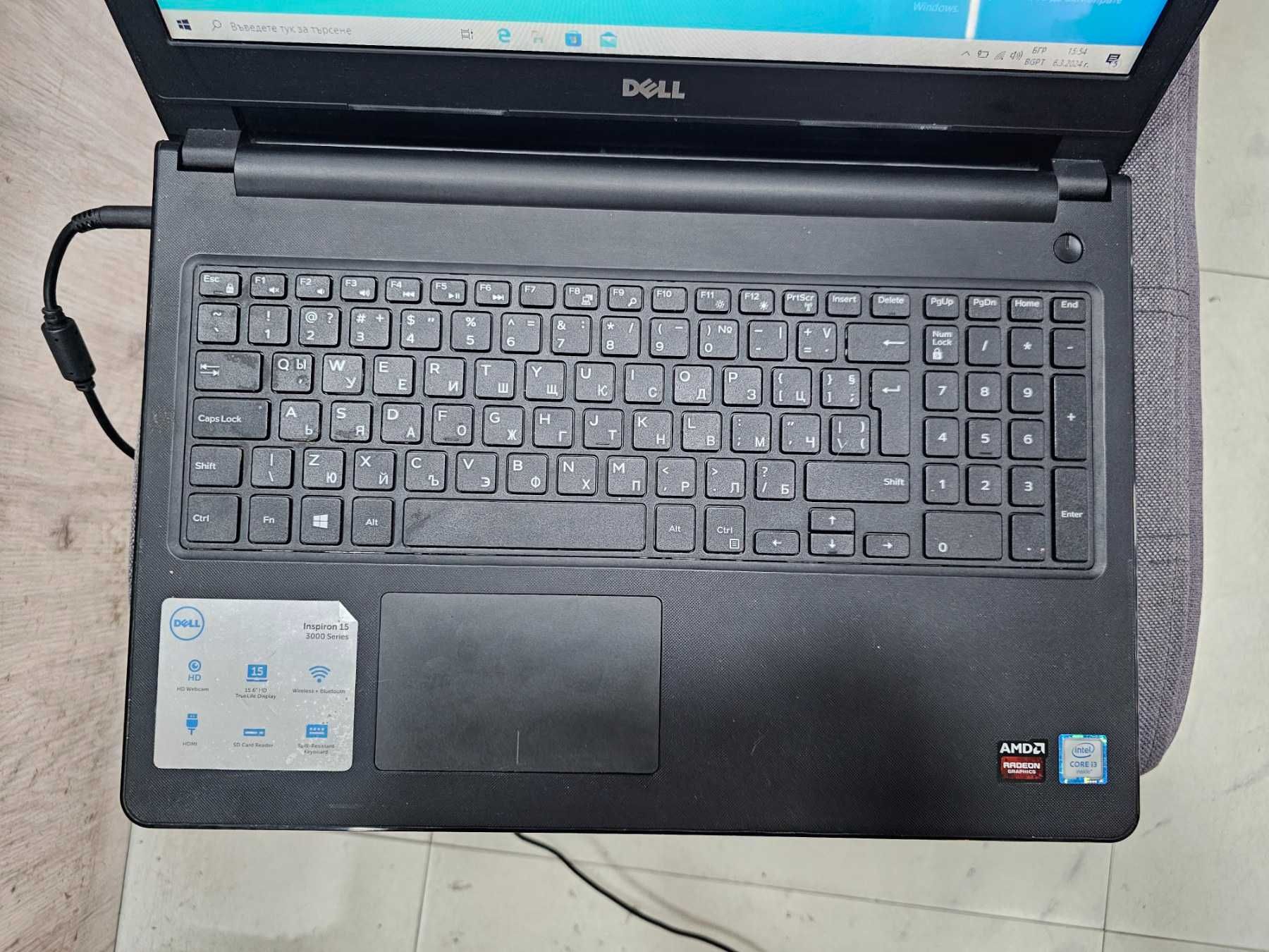 Лаптоп Dell Inspiron 15 3000 Series