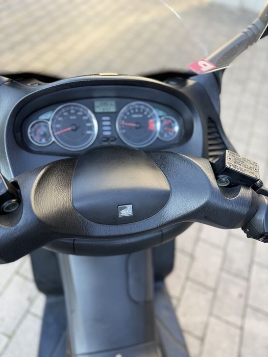 Honda Swing 125 Scuter