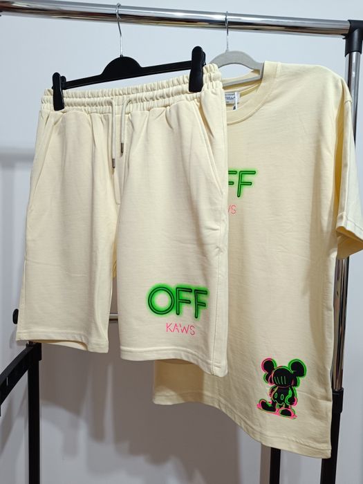 Compleu Off White