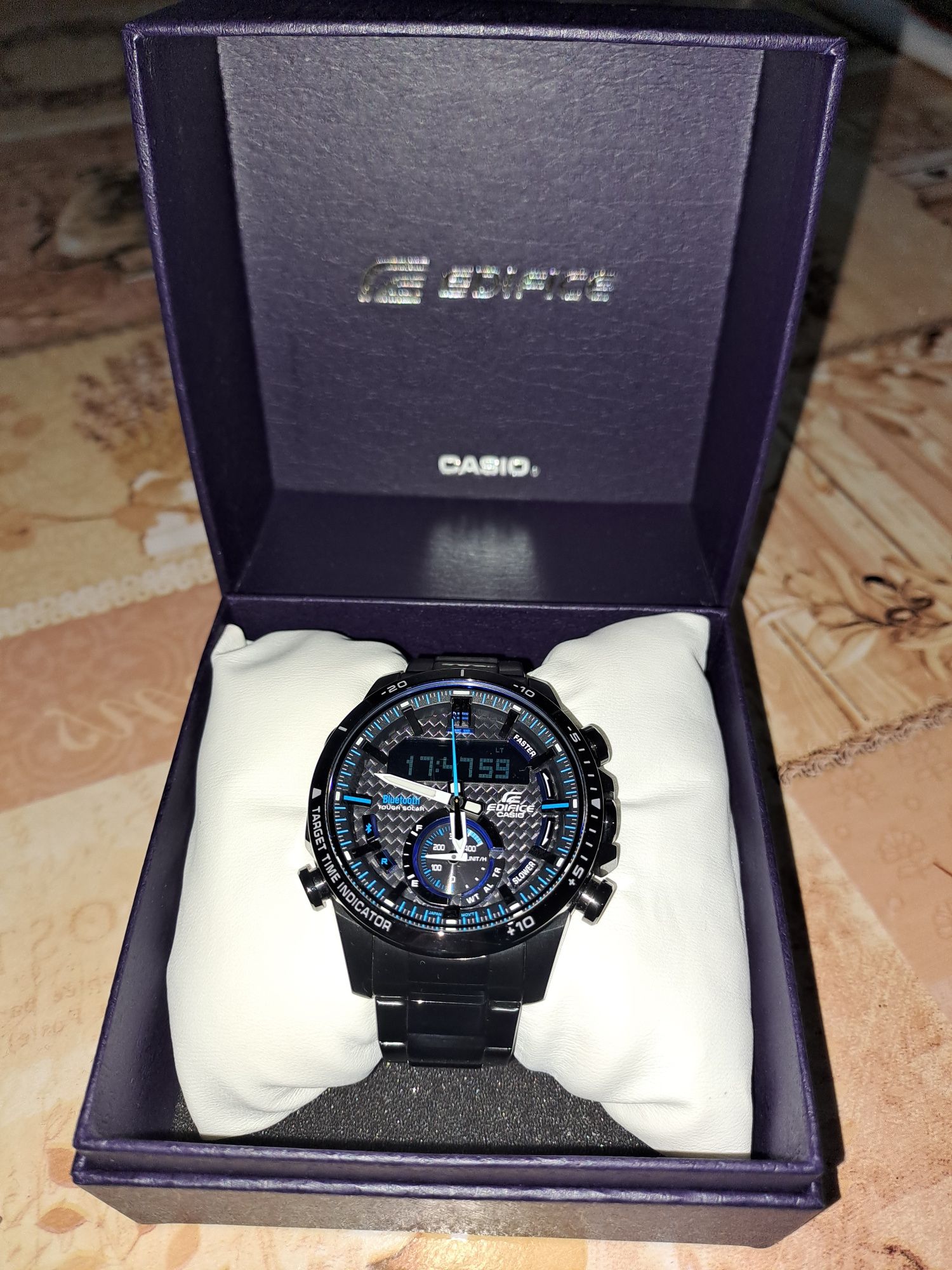 Ceas Casio Edifice ECB-800DC-1ADR